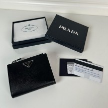 프라다 여성 반지갑 QHH 1ML050