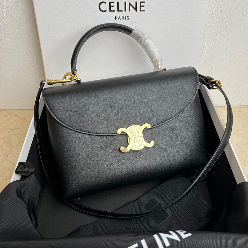 셀린느 24fw 미디엄 니노 백 서플 카프스킨 블랙 컬러 117523FXK