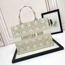 디올 방 북 트 미디엄 M1296ZZAZ M01E