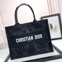 디올 북토트 백 미듐 블랙 M1296ZECY M911