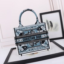 디올 북 토트백 스몰 M1296ZESE