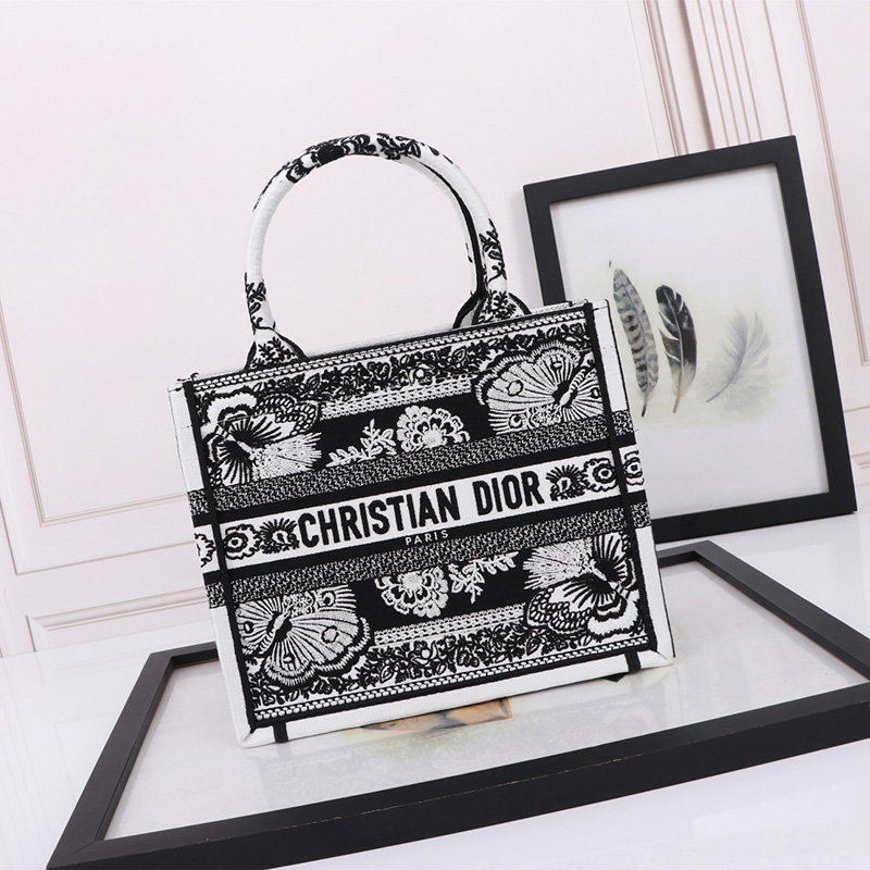 DIOR 디올 북 토트백  화이트블랙 스몰 M1296ZESE M993