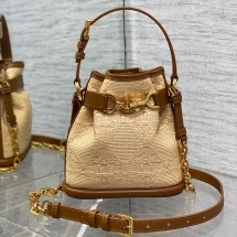 디올 토트 탑 핸들백 M2272UMRN_M926 SMALL CEST DIOR BAG