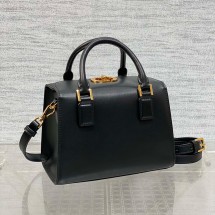 디올 복스 레더 CD 로고 스트랩 스몰 여성 보스턴 백 M8671UBEQ