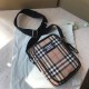 버버리 BURBERRY 빈티지 체크 레더 크로스바디백 8023381