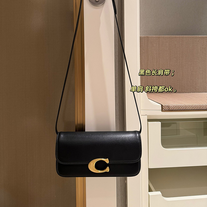 코치 Coach 태비 로고 플라크 숄더백 3컬러 CP120B4BK