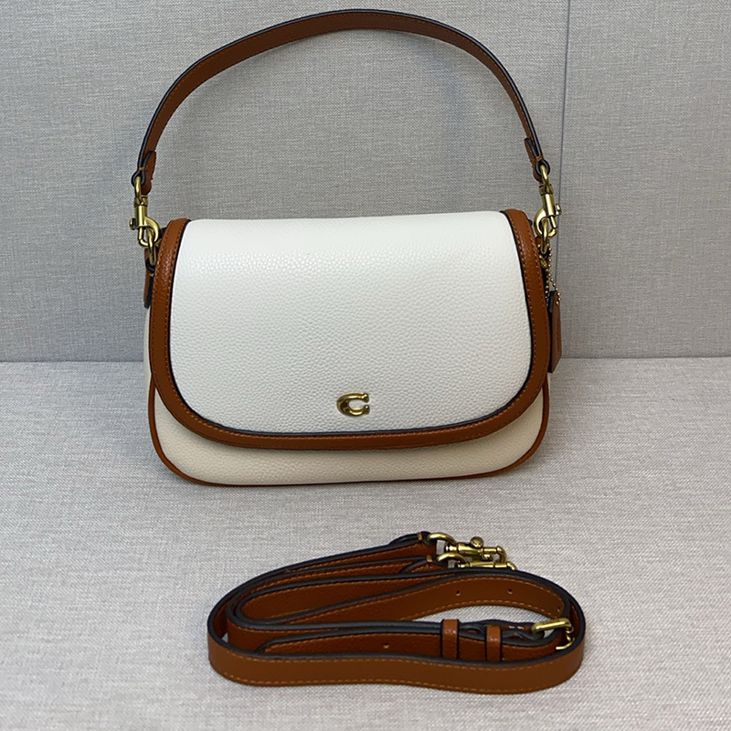 코치 Legacy 로고 소가죽 아이보리 CU100