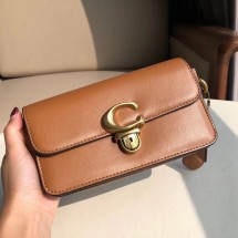 코치 스튜디오 바게트 백 CE331 B4LCA