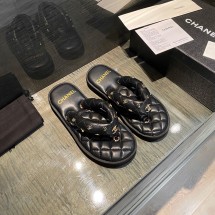 샤넬 23P 참 퀼팅 플랫폼 조리 플립플랍 블랙  G39860