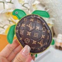 루이비통 LV 백 클러치 터틀 주얼 3컬러 M01471