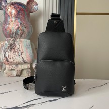 루이비통 남성 에비뉴 슬링 백 2컬러 M30443