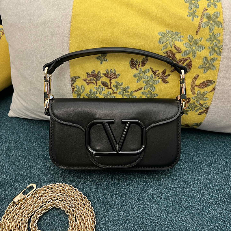 발렌티노 여성 숄더 크로스백 Valentino LOCOE CALFSKIN SHOULDER BAG 7컬러 2W0B0K53IYSKG8