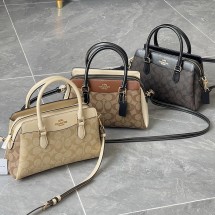 코치 가방 미니 달시 캐리올 시그니처 캔버스 숄더백 토트백 크로스백 3컬러 CH174