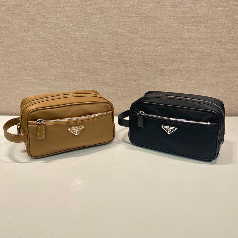 프라다 리나일론 가죽 파우치 삼각 로고 사피아노 여행용 2컬러 2NA819