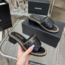 샤넬 24SS 메인컬렉션 19 CC로고 퀼팅 체인 뮬 슬리퍼 2컬러 G45671