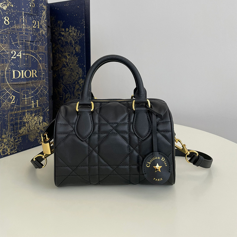 디올 그루브 20 백 매크로까나쥬 블랙 M1364UBOL_M900