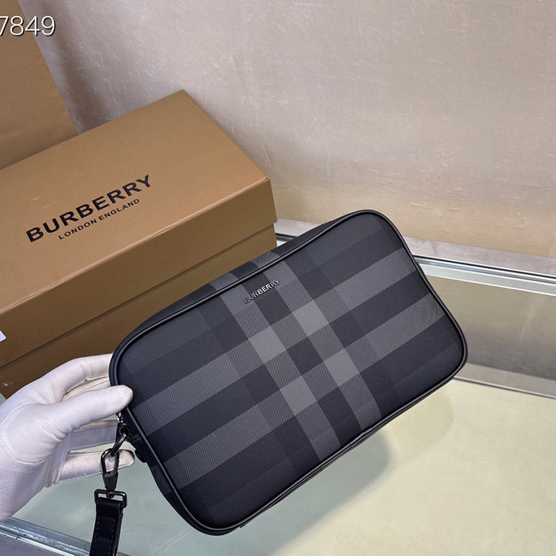 버버리 남성 체크 파우치 80732791