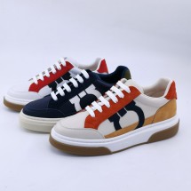 페라가모 간치니 가죽 스니커즈 774503