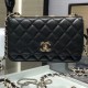 샤넬 트렌디CC woc 스몰 블랙 금장 A80982