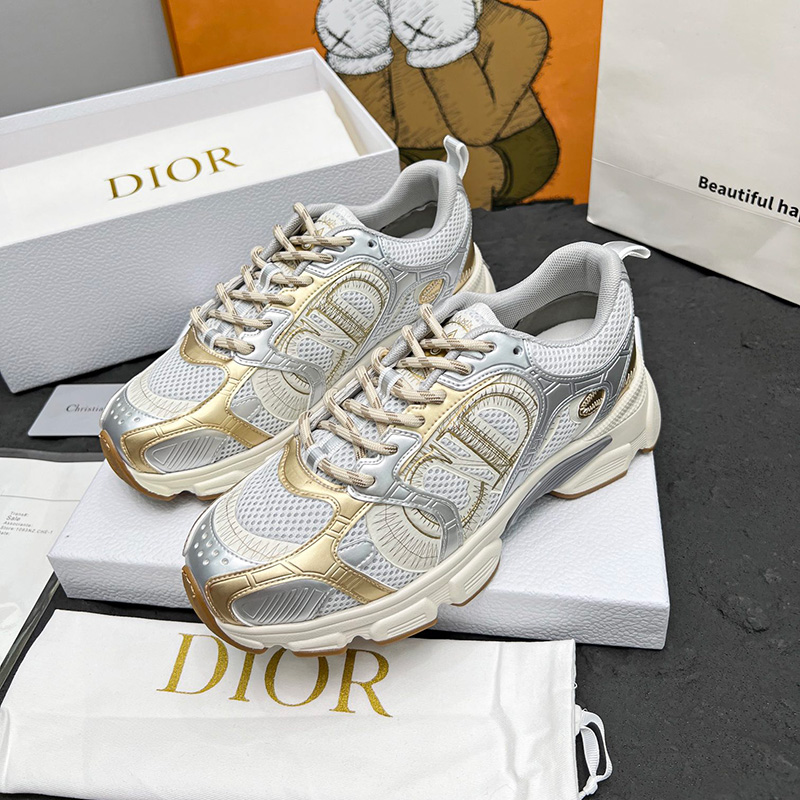 디올 크로노 스니커즈 골드 남녀공용 KCK414TRM S19W