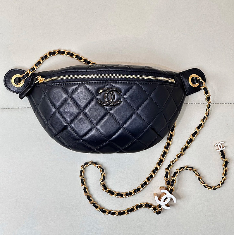 샤넬 웨이스트백 에나멜 샤이니 램스킨 & 골드 메탈 블랙 AP4113-B16915-94305