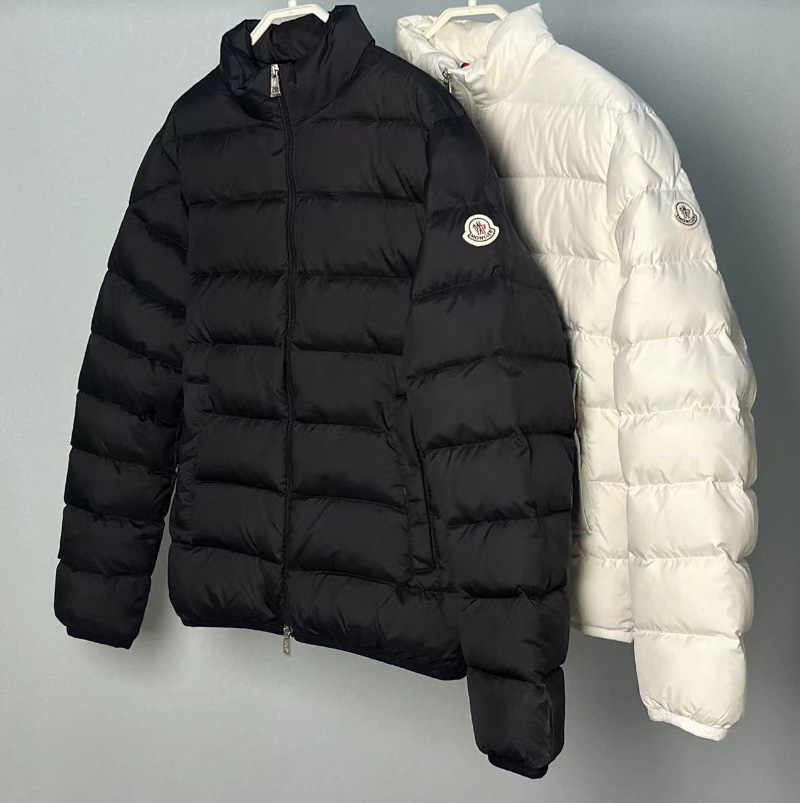 몽클레어 Baudinet 다운 숏패딩 나이트 2컬러 J20911A0007754A81778