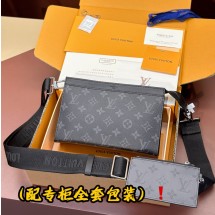 루이비통 가스통 웨어러블 월릿 이클립스 리버스 M81124