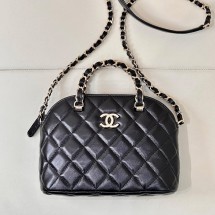 샤넬 스몰 토트 쇼핑백 램스킨 블랙 AS5130 B17671 94305