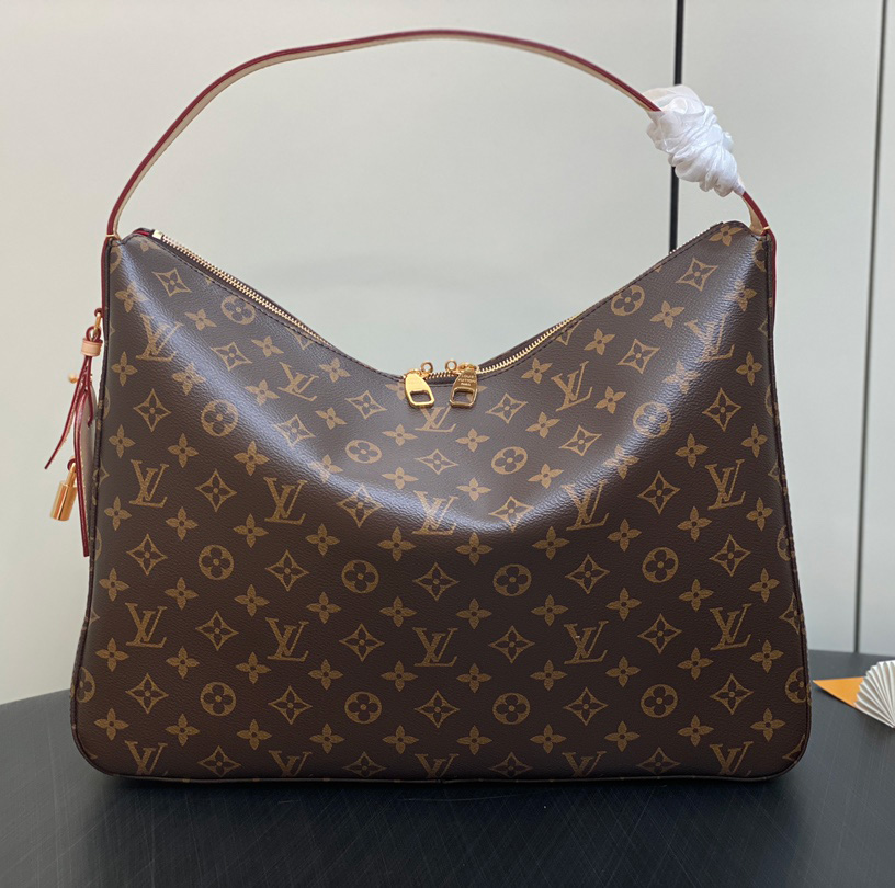 루이 비통 슬라우치 MM M12098