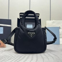 프라다 소프트 패딩 리나일론 미니백 1BA359