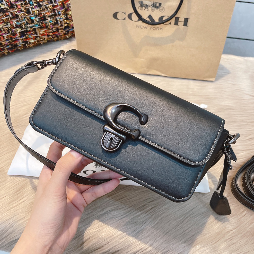 코치 스튜디오 바게트 백 CE331 V5BLK