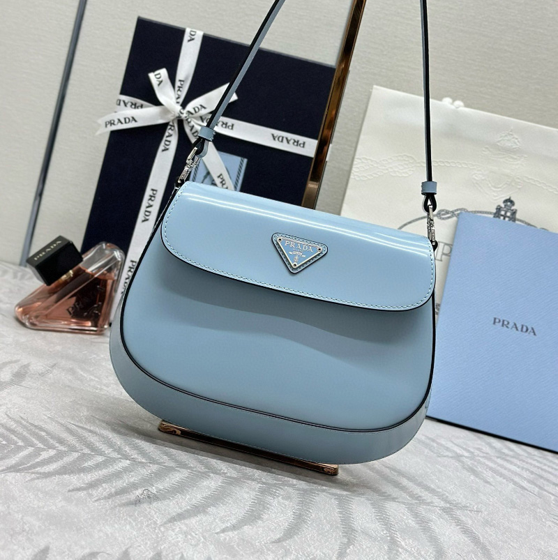 프라다 플랩 클레오 레더 숄더백 1BD311
