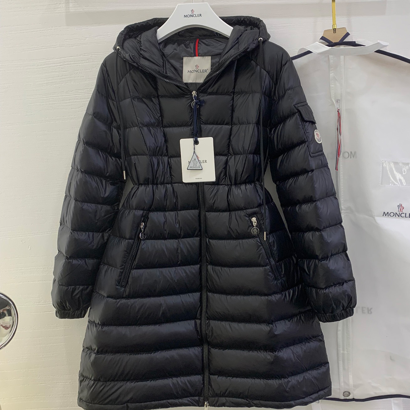 몽클레르 24 FW 몽클레어 아민토레 후드 다운 코트 J10931A00007595ZZ