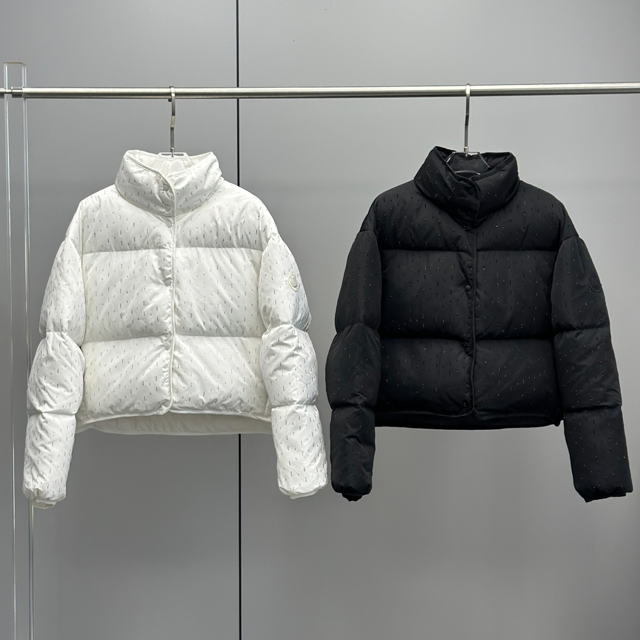 몽클레르 몽클레어 Citrine 다운 숏패딩 2컬러 J20931A00172595HQ999