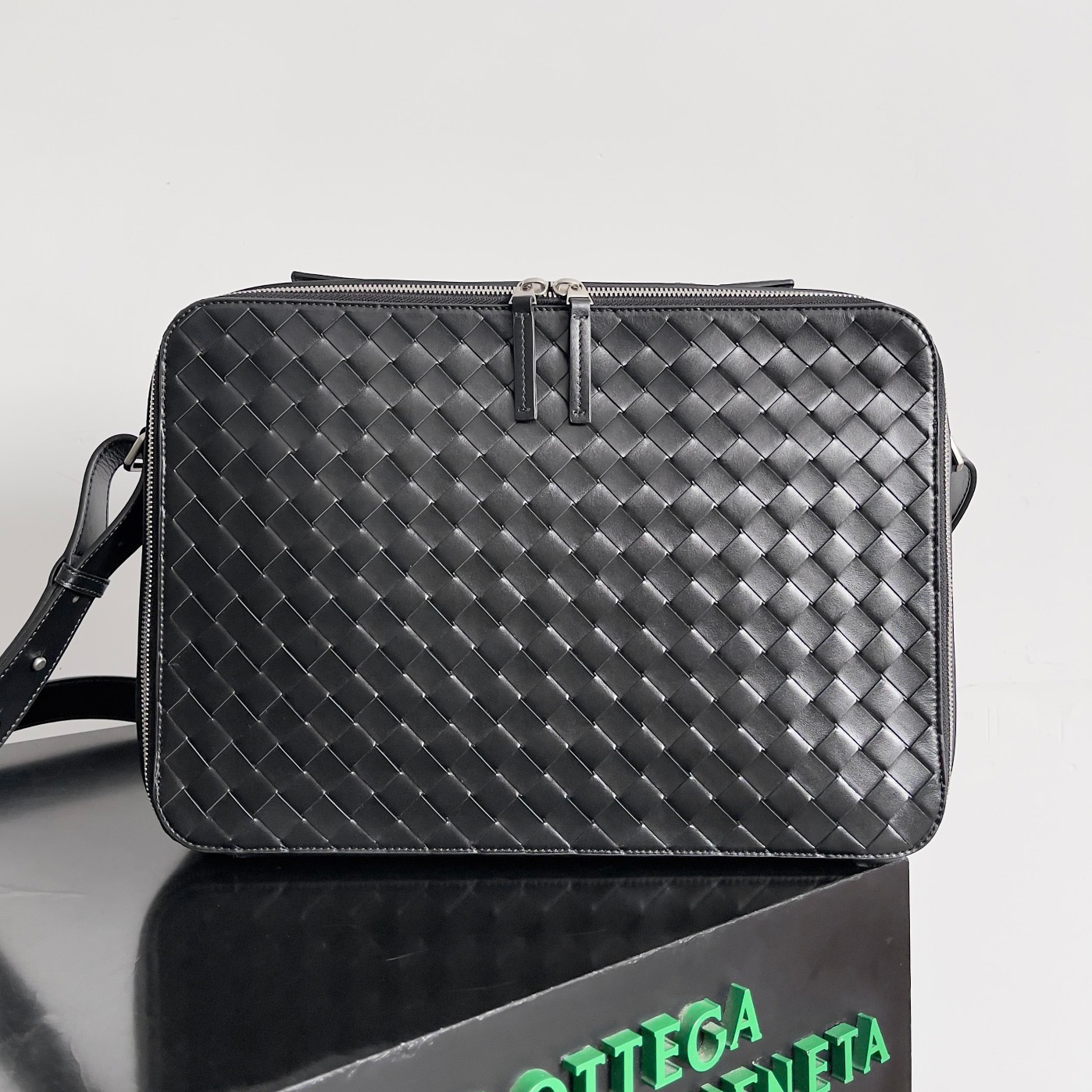 보테가 베네타 남성 GETAWAY 슬림 브리프케이스 2컬러 786662