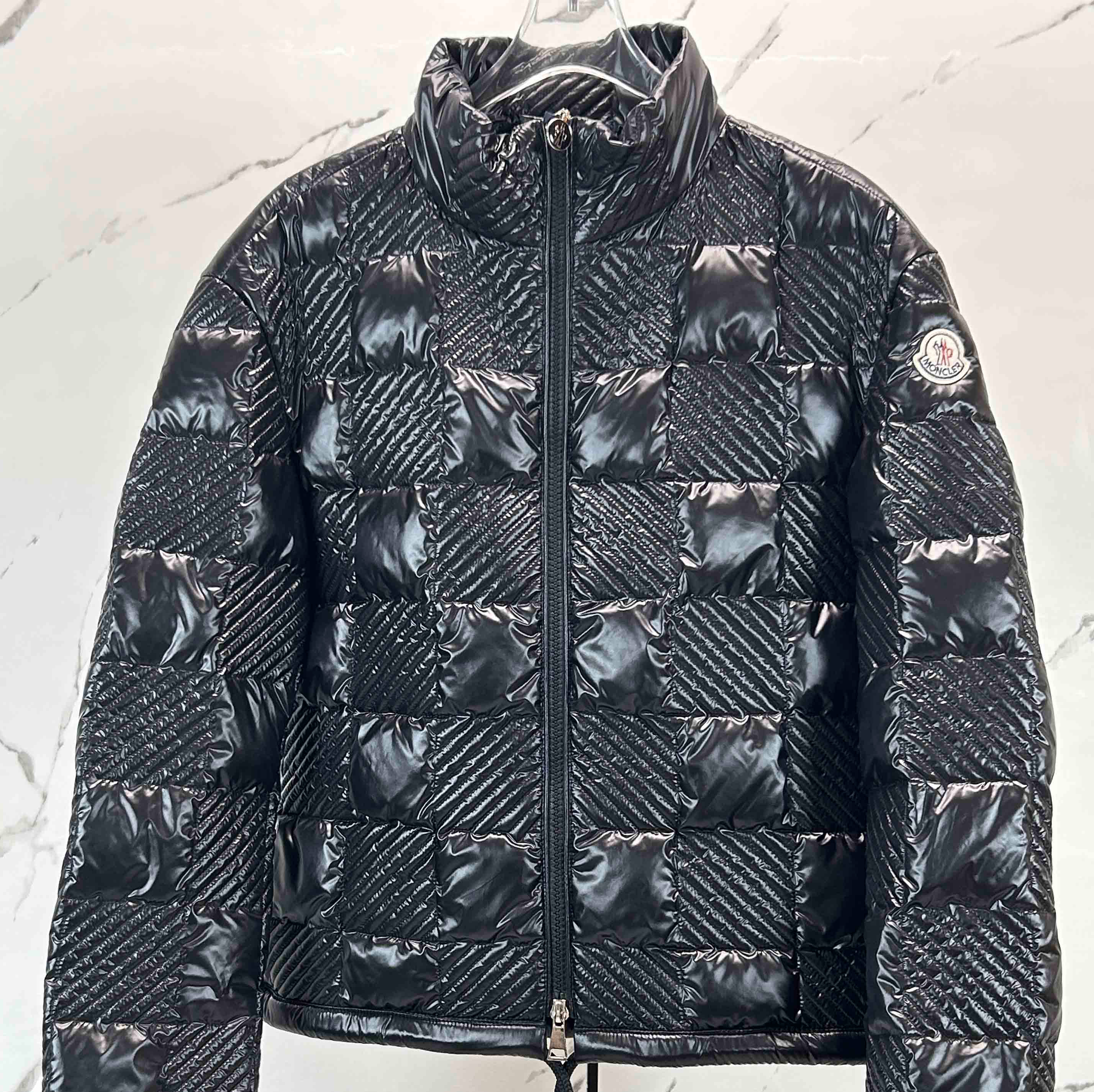 몽클레어 여성 Ancy 숏 다운 패딩 자켓 3컬러 J20931A00052595ZZ999