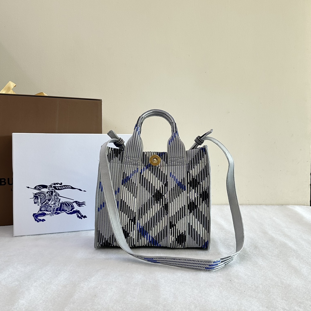 버버리 미니 체크 니트 토트백 3컬러 80904041