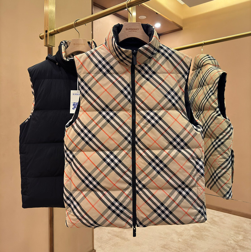 버버리 리버서블 체크 나일론 퍼퍼 질레 80946191