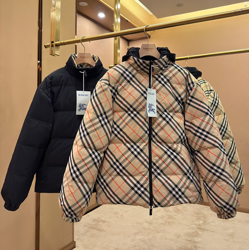 버버리 리버시블 체크 나일론 퍼퍼 재킷 샌드 80961291