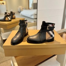 버버리 하우스 체크 레더 앵클 부츠 2컬러 80568191