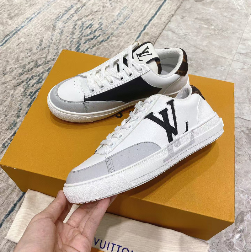 루이비통 찰리 스니커즈 남자 운동화 1A9JN6