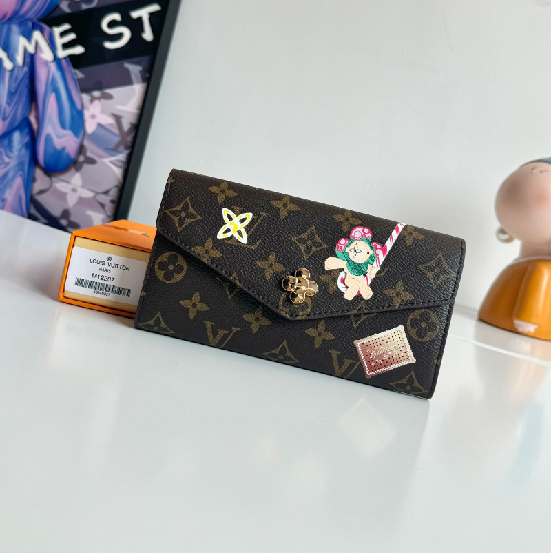 루이비통 신상 여자 장지갑 M12207