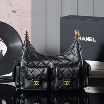 샤넬 맥시 호보 백 램스킨, 골드 메탈 블랙 AS5302