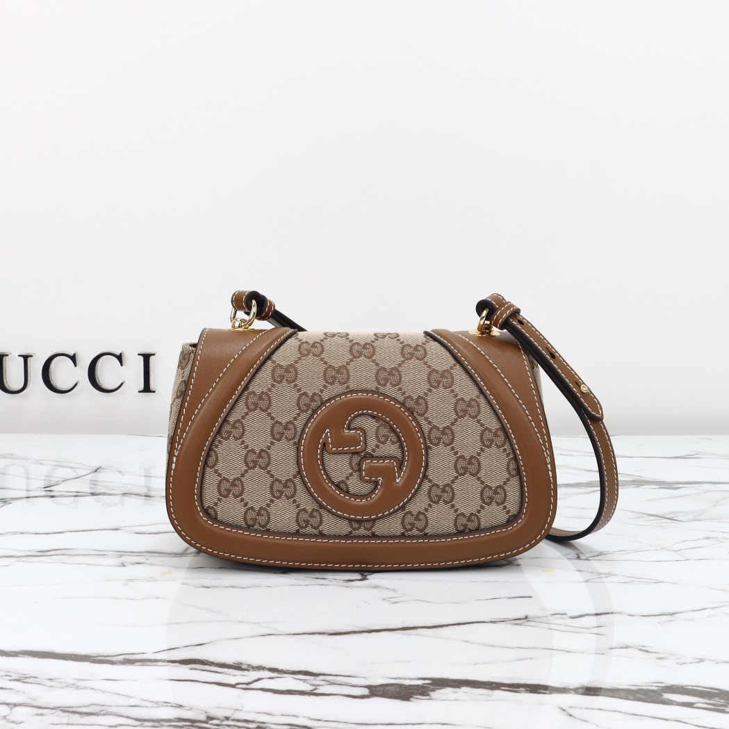 구찌 블론디 미니 숄더백 ‎815700