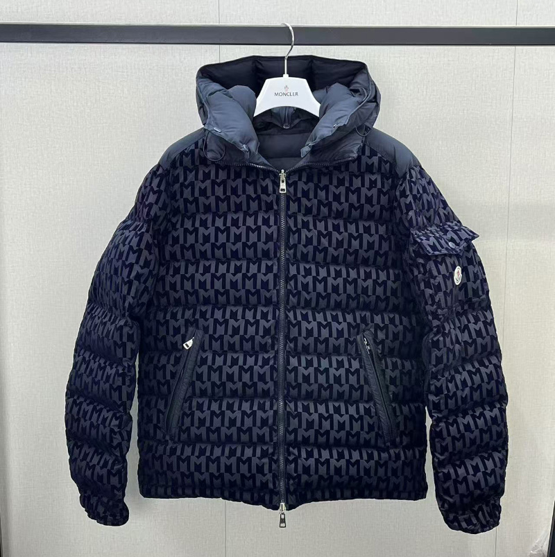 몽클레어 Savoie 리버서블 다운 숏패딩 2컬러 J20911A00005597Q8S77