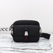 구찌 스몰 크로스바디 백 816751AAEF61042