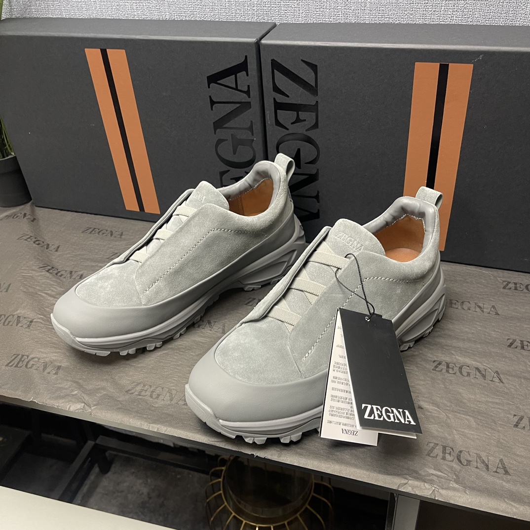 제냐 스웨이드 스니커즈 남녀공용 S7008Z