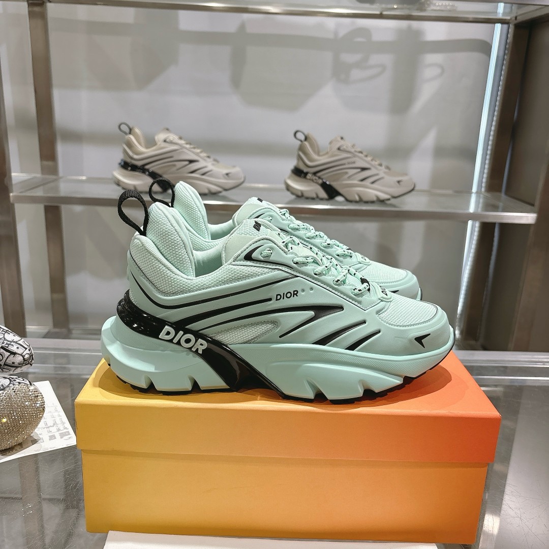 디올 B44 블레이드 스니커즈 라이트 그린 24FW 3SN306ZZY H690