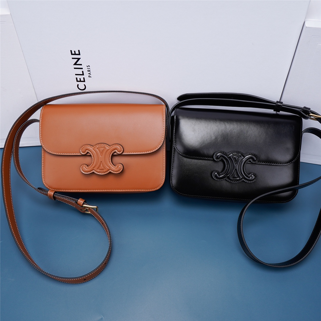 셀린느  틴 퀴르 트리오페 백 2컬러 199233