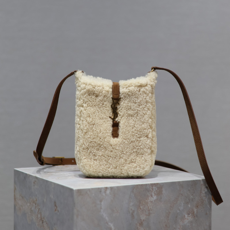 생로랑 미니 크로스백 735214